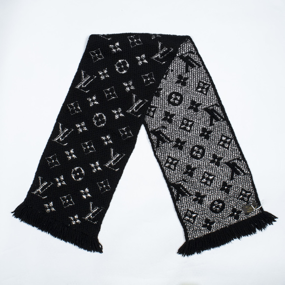 Louis Vuitton Logomania Shine Scarf - Picture 2 of 2